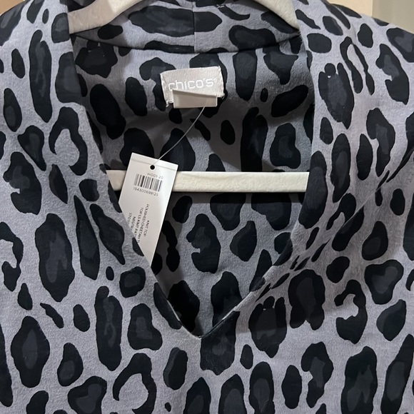 NWT Chicos Polished Cheetah tunic knit top - Picture 5 of 10